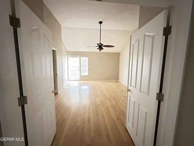Building Photo - 13115 Thea Smith Dr