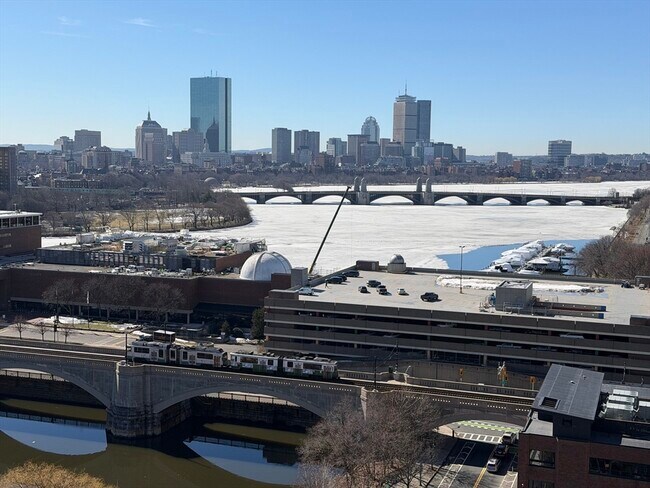 Building Photo - 10 Museum Way