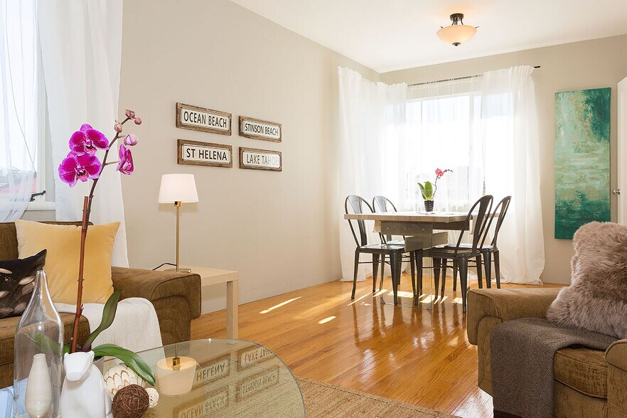 Building Photo - 459 44th St