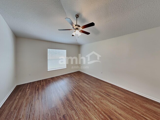 Building Photo - 65074 Lagoon Forest Dr