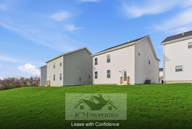 Building Photo - 105 Lambert Fld