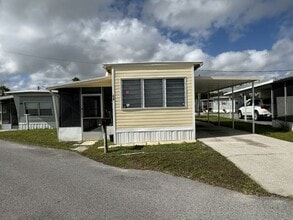 Building Photo - 2850 New Tampa Hwy
