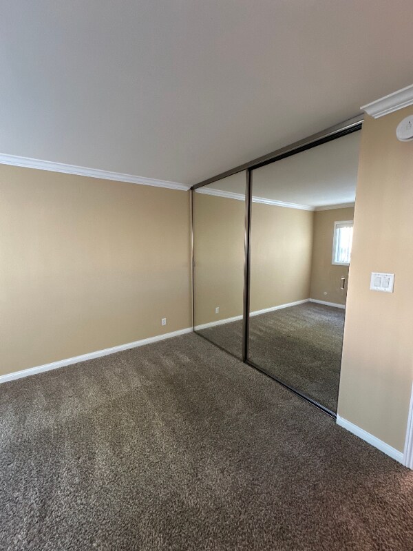 Building Photo - 338 S Arroyo Dr