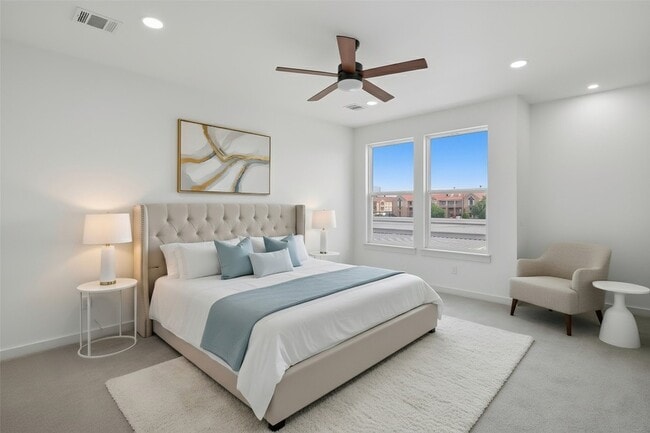 Building Photo - 2927 El Fenice Ln