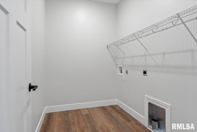 Building Photo - 4621 Eugene Ct