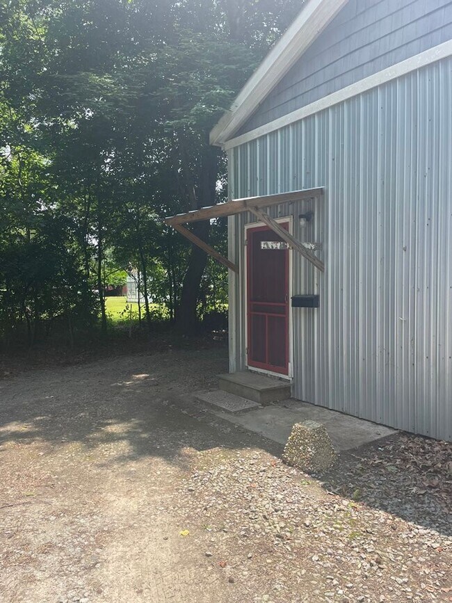 Building Photo - 203 Poplar Neck Rd