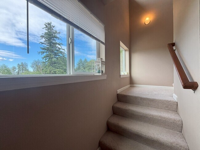 Building Photo - 3968 Thimbleberry Pl SE
