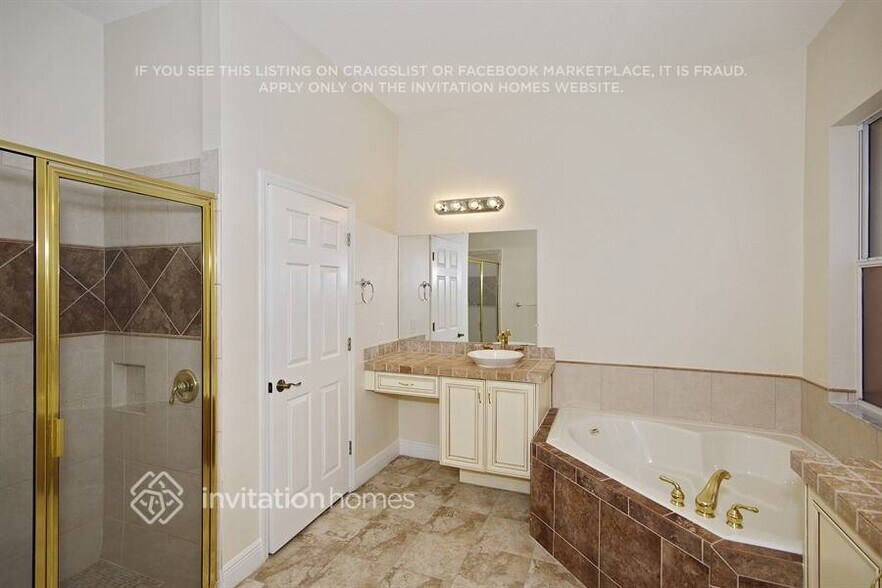 Building Photo - 4948 Atwood Dr