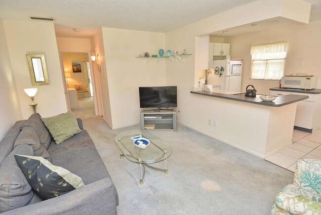 Building Photo - 1225 NW 21st St