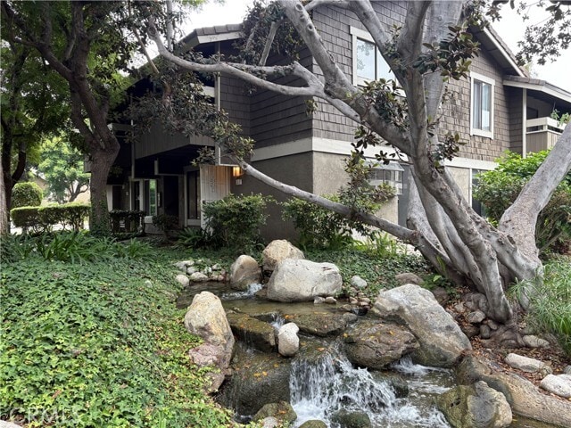 Primary Photo - 21 Streamwood