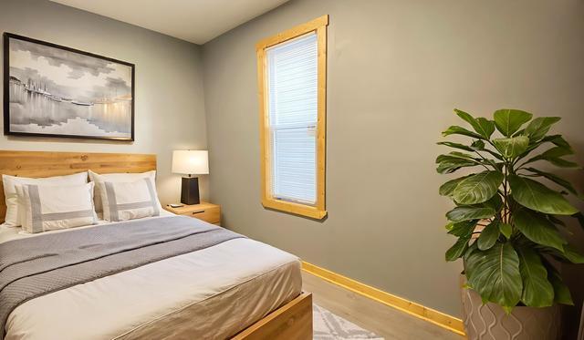 Building Photo - 6833 S Green St