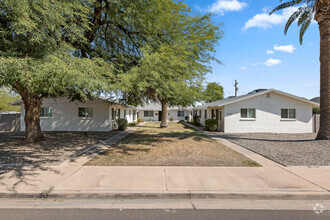 Building Photo - 12th Street Townhomes