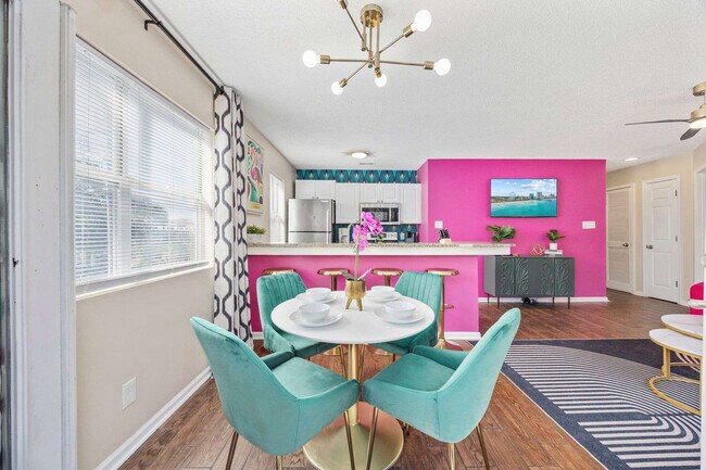 Building Photo - 414 28th Ave N