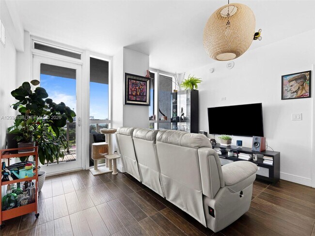 Building Photo - 244 Biscayne Blvd