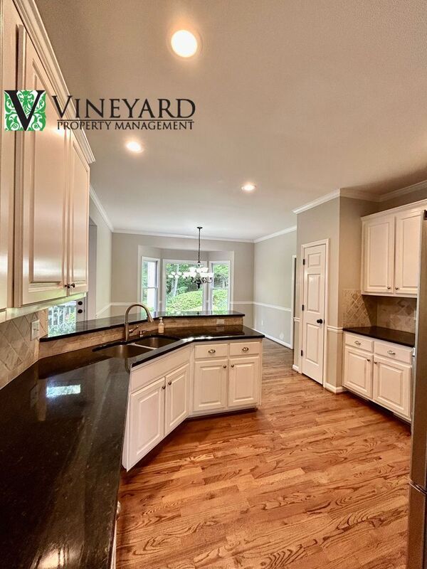 Building Photo - 508 Old Field Cove