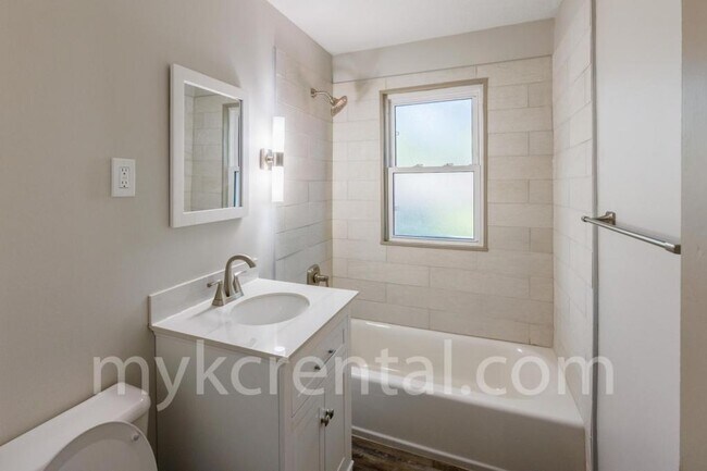 Building Photo - 7915 W 59th Terrace