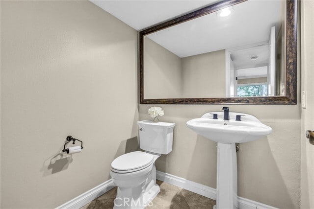Building Photo - 32 Wetstone