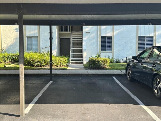 Building Photo - 207 Palmetto Ct