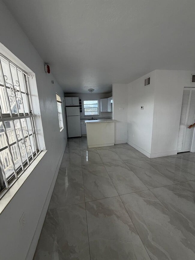 Building Photo - 3211 W Flagler St