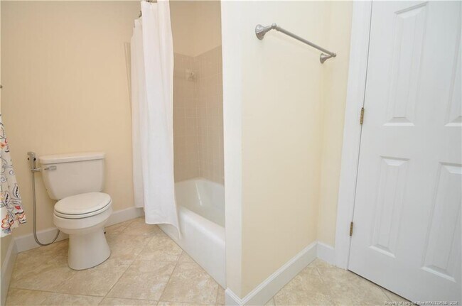 Building Photo - 6121 Chowning Ct