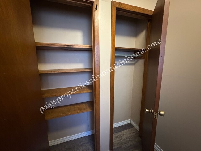 Building Photo - 1842 Buzzard Roost Rd