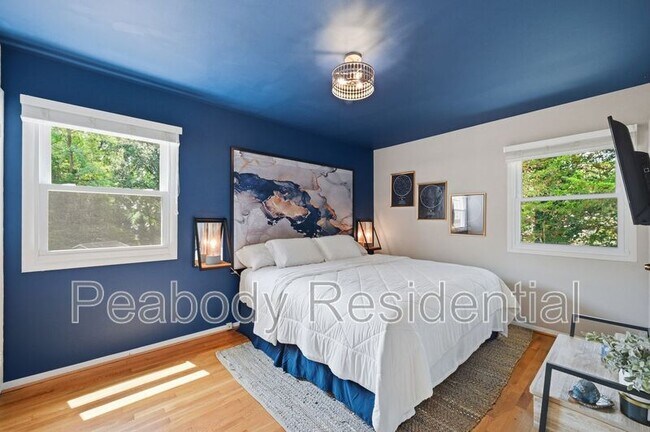 Building Photo - 6426 Carriage Dr