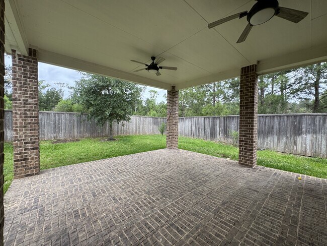 Building Photo - 197 Bloomhill Pl