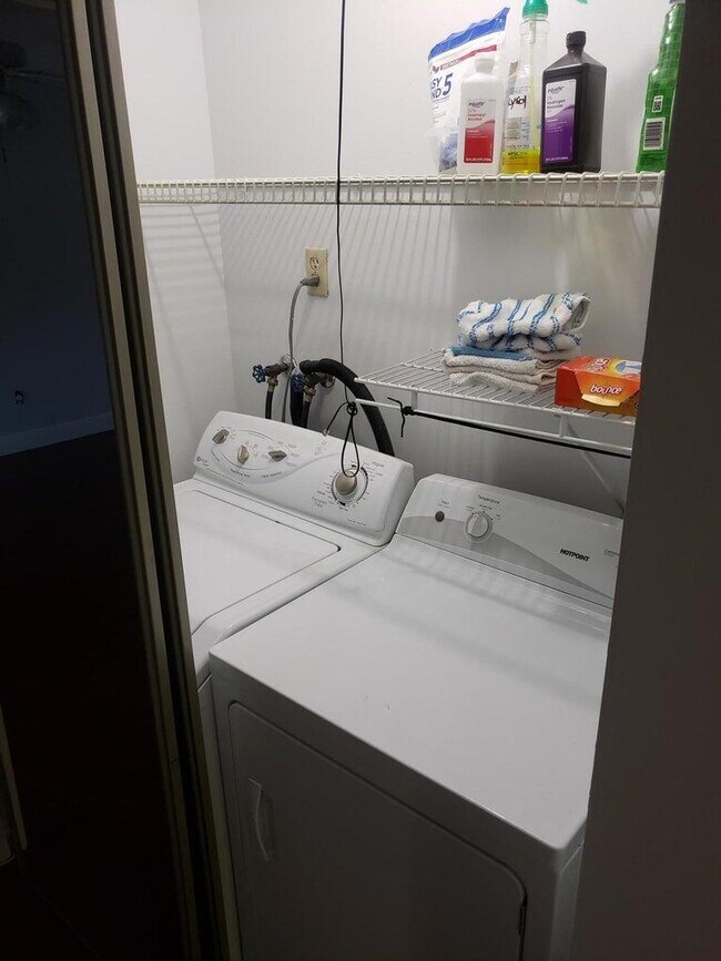 Building Photo - 8084 Ambach Way