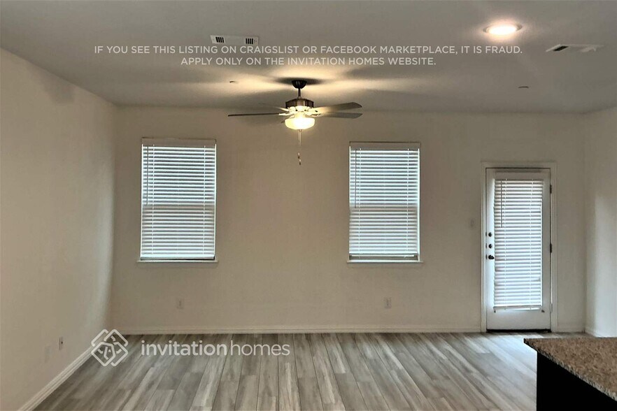 Building Photo - 731 Bonnet Trl