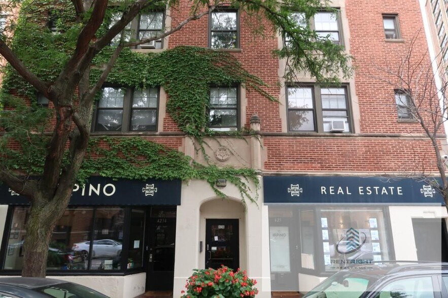 Building Photo - 4236 N Broadway