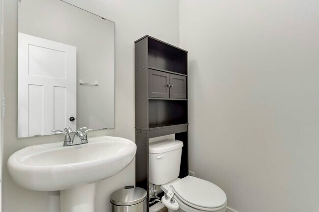 Building Photo - 7070 181st St W