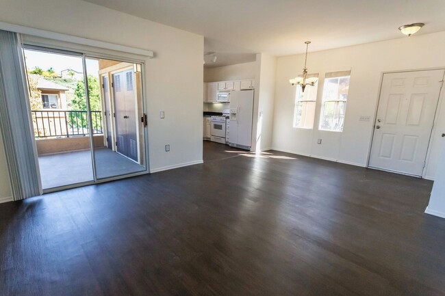 Building Photo - COMING SOON! Charming 1-Bedroom Condo for ...