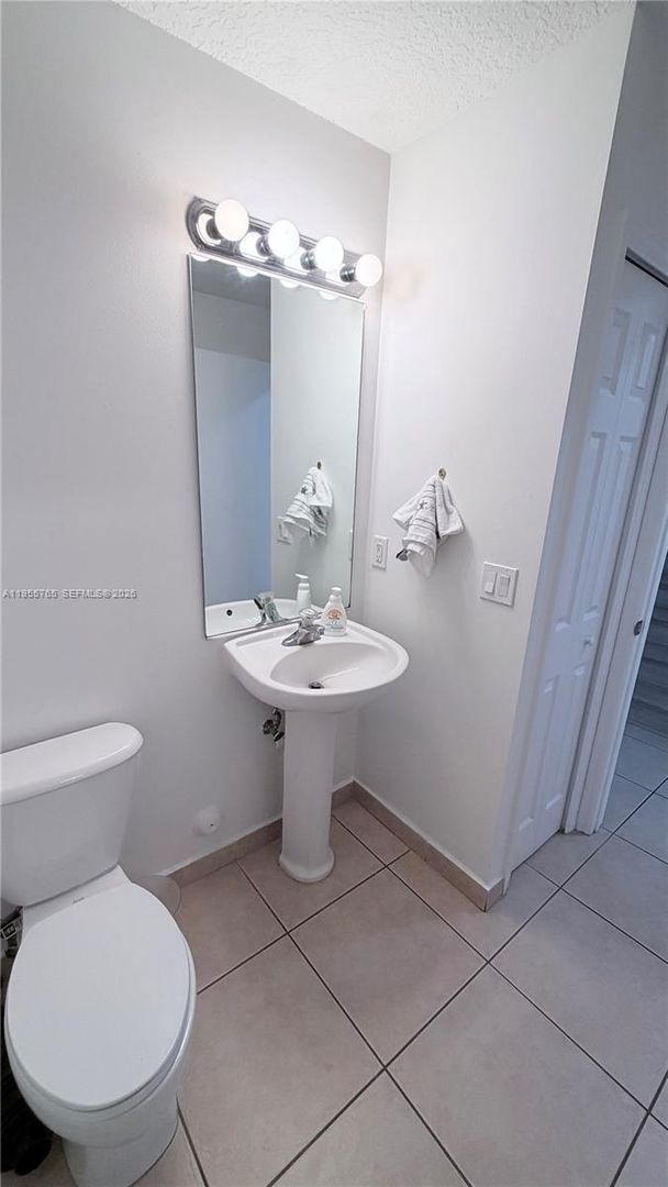 Building Photo - 10686 SW 8th St