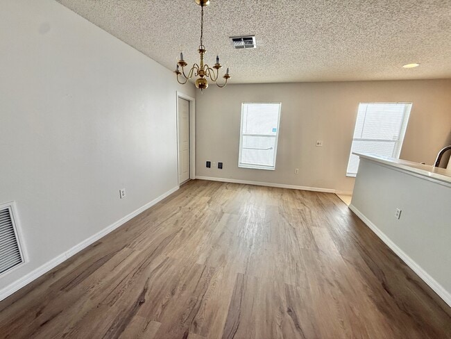 Building Photo - 2429 Ruddenstone Way