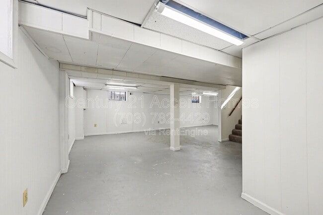 Building Photo - 1404 S Quincy St