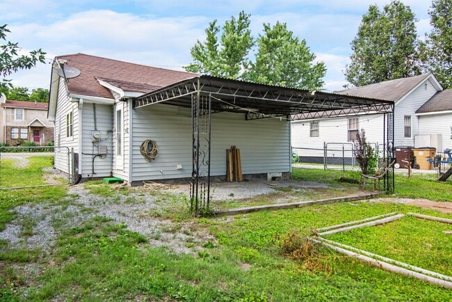 Building Photo - Coming soon in Madison! Backs up to Lanier...