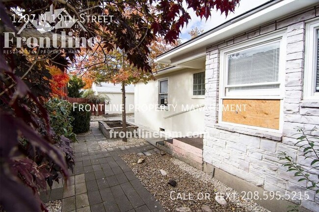 Building Photo - 1207 N 19th St