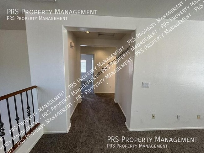 Building Photo - 45563 W Starlight Dr