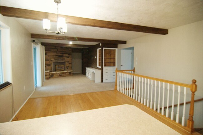 Building Photo - Spacious 6 Bed / 3 Bath Home in Rigby!