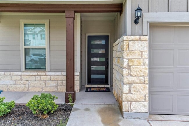 Building Photo - 469 Grace Lilly Dr