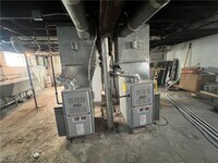 Building Photo - 14210 Kingsford Ave