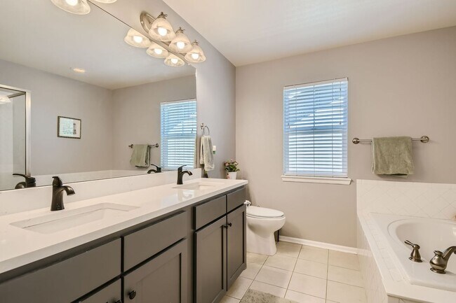 Building Photo - 10122 Richfield Way