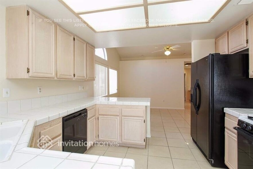 Building Photo - 4549 Special Ct
