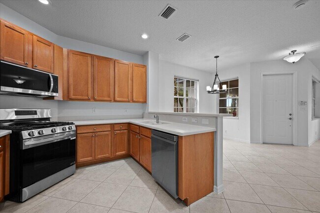 Building Photo - 170 Evergrene Pkwy