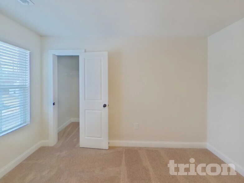 Building Photo - 7114 Jerimoth Dr