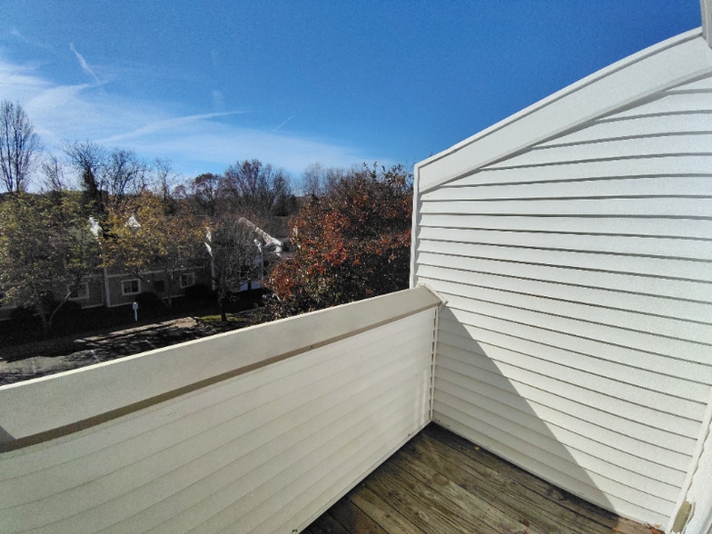 Primary Photo - 600 Reusens Rd