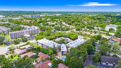 Building Photo - 8777 Shadow Wood Blvd