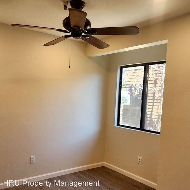 Building Photo - 1 br, 2 bath House - 700 New Stine Rd #9