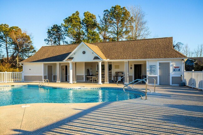 Building Photo - 202 Tidewater Dr