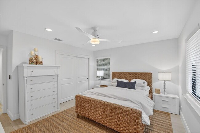 Building Photo - 2904 Spanish Trail